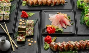 Ile kcal ma sushi? Zaskakujące różnice w kaloryczności!