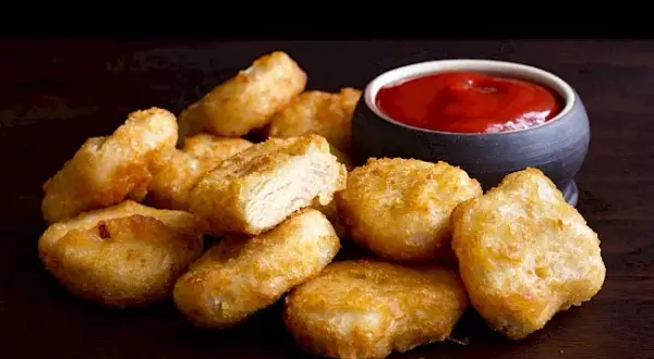Ile kcal ma 20 McNuggetsów? Zaskakująca wartość kaloryczna