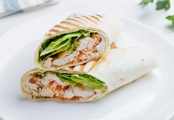 McWrapy w McDonald's - ile kcal mają wszystkie dostępne rodzaje wrapa